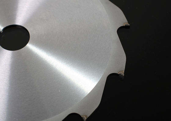 Lưỡi cưa kim cương PCD Diamond có độ chính xác cao Lưỡi cưa 10 "cho bảng mật độ