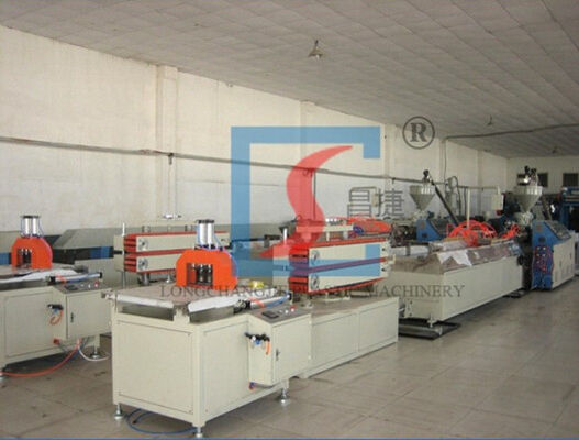 Twin đùn trục vít Gỗ nhựa đùn Line cho Bảng điều chỉnh trần